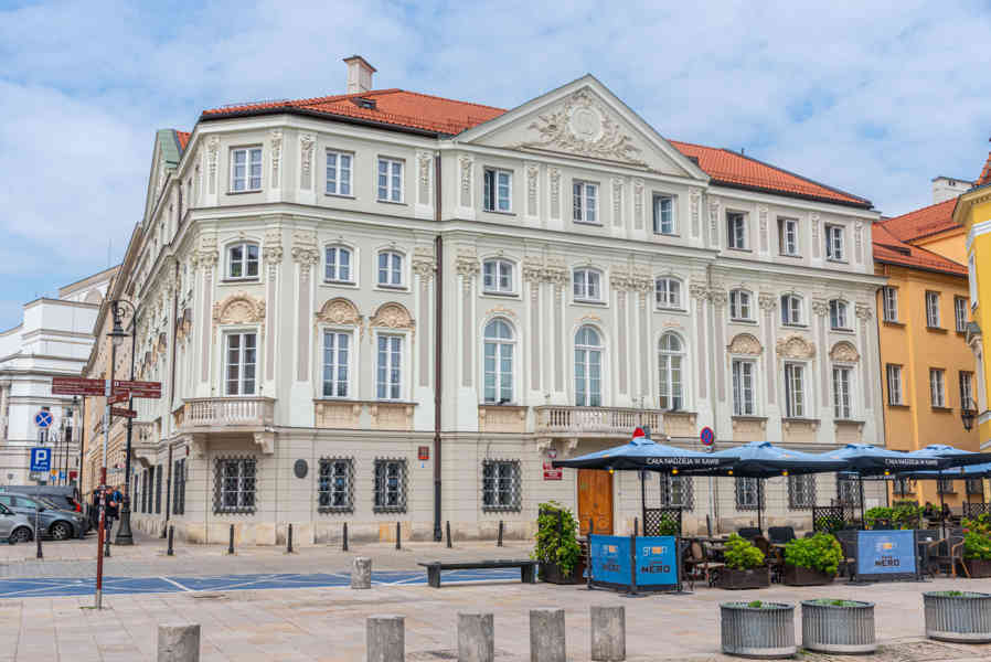 Polonia - Varsovia 137 - palacio de los Obispos de Cracovia.jpg